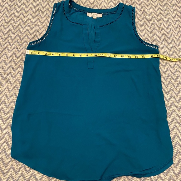 LOFT Teal Sleeveless V-Neck Blouse with Trim – Size Small - Picture 7 of 10